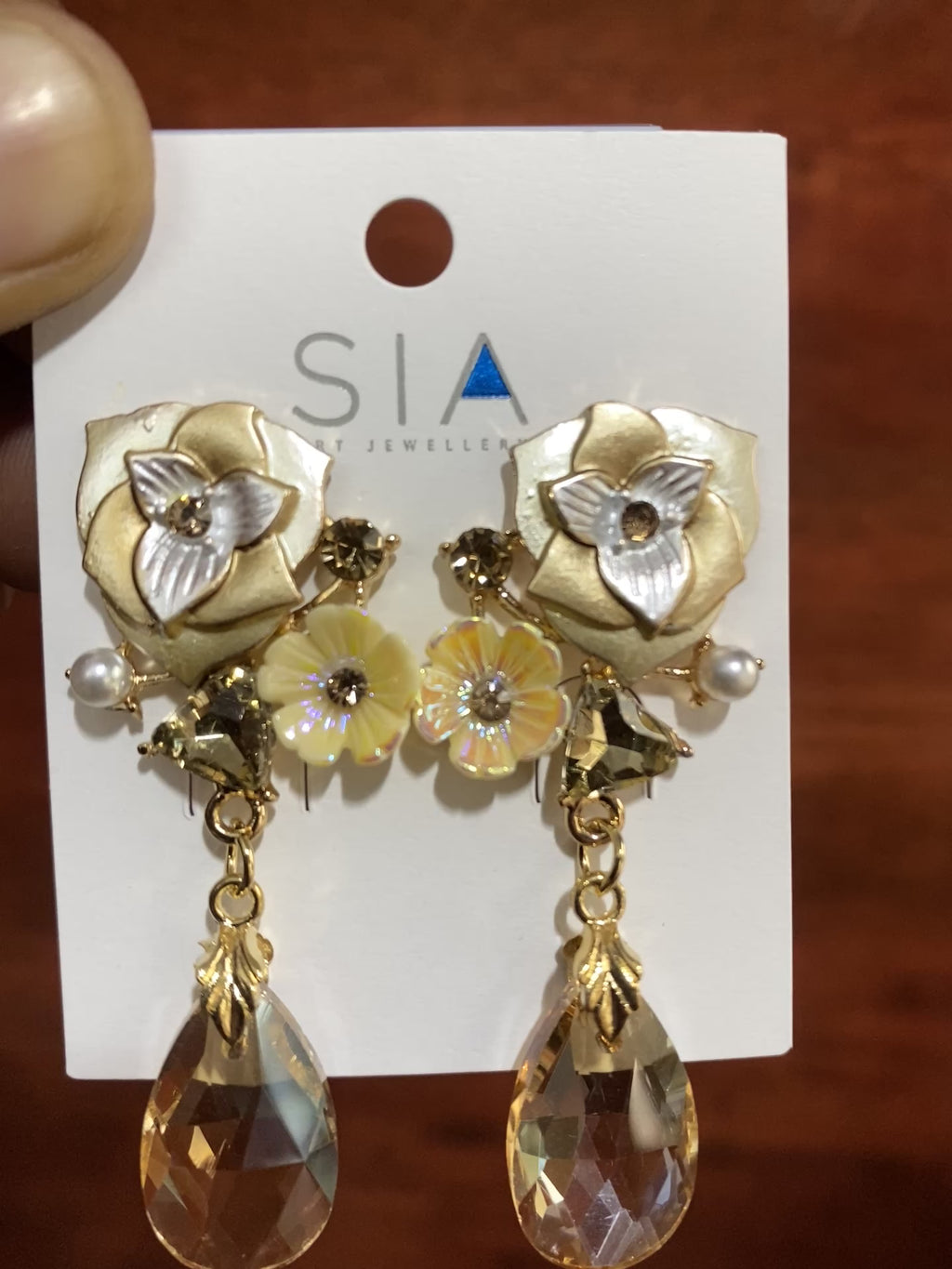 Luxury Floral Crystal Drop Earrings for Women | Gold-Tone Pearl & Rhinestone Statement Earrings | Elegant Party & Wedding Jewelry