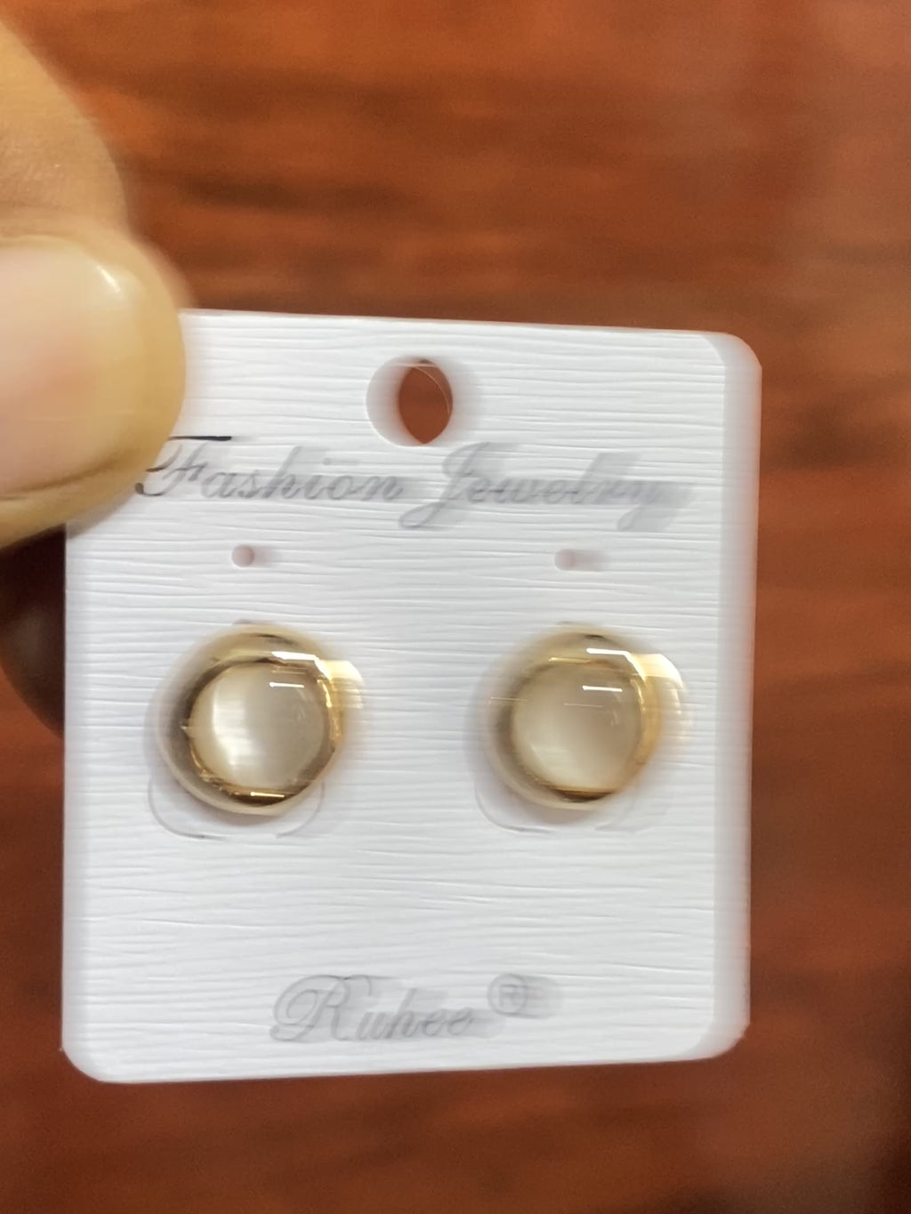 Elegant Gold-Tone Round Cat’s Eye Stone Stud Earrings for Women | Minimalist Daily Wear Earrings