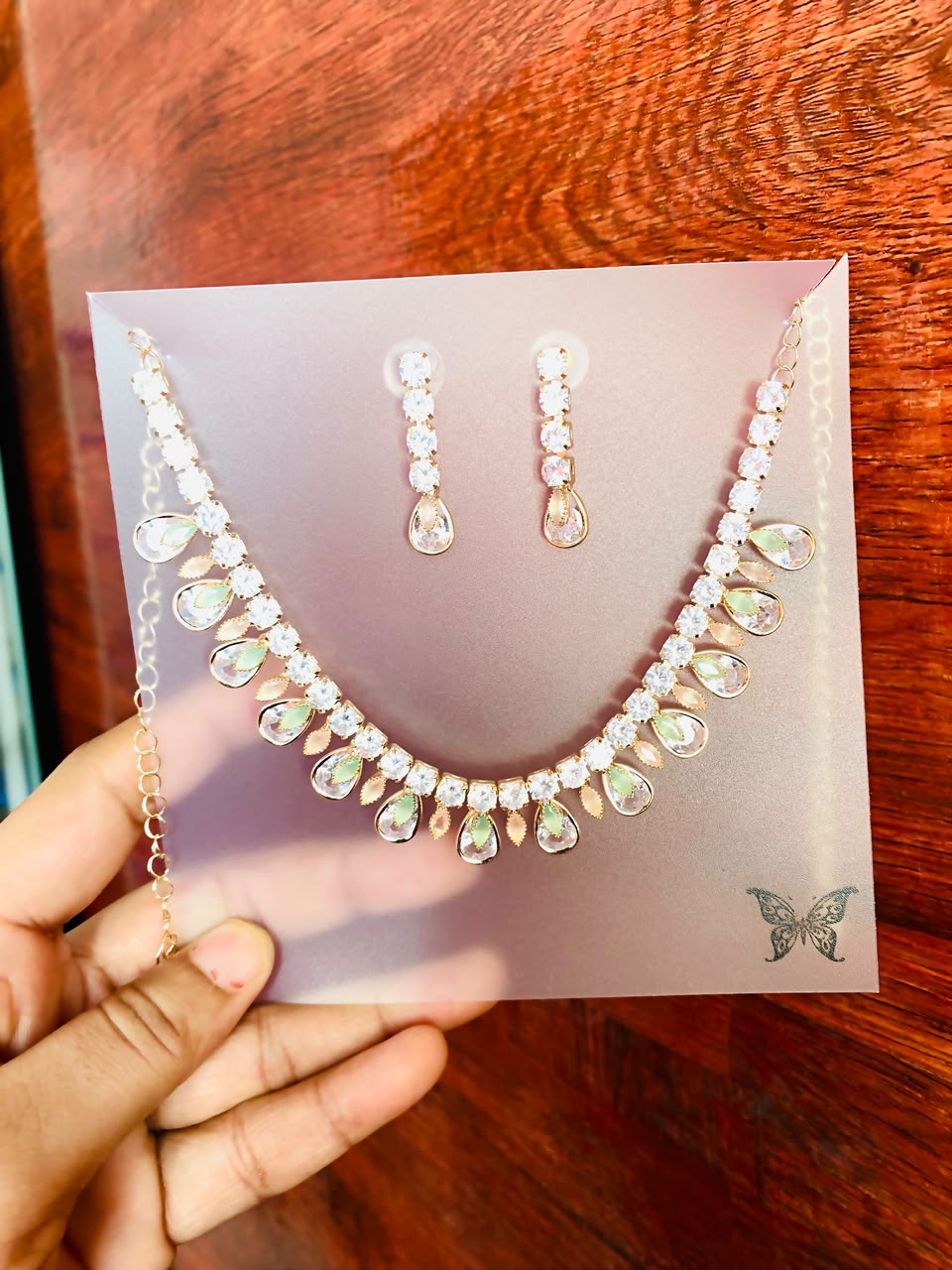 Elegant Teardrop Necklace with matching earrings